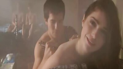 Olajos szépség tanga rábaszik a Hung szerető pornfilmek