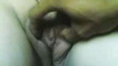 Tini, Nagy Cicik, maszturbál a kamera előtt magyarul beszélő sexfilmek